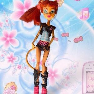 Toralei Strip (Ghoul sports)